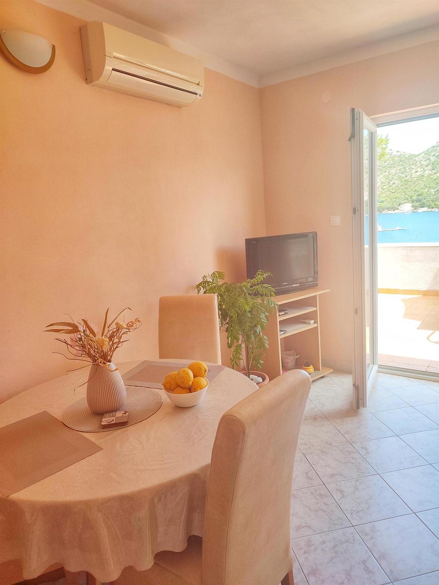 Apartments Vesna Lastovo ภายนอก รูปภาพ